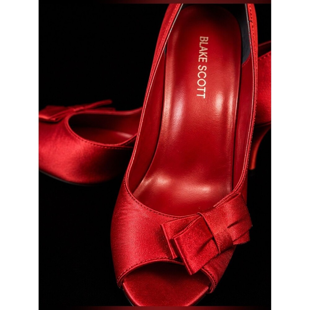 Blake Scott Red Satin Heels Bow Peep Toe Pumps Evening Party Shoe Size 10 M